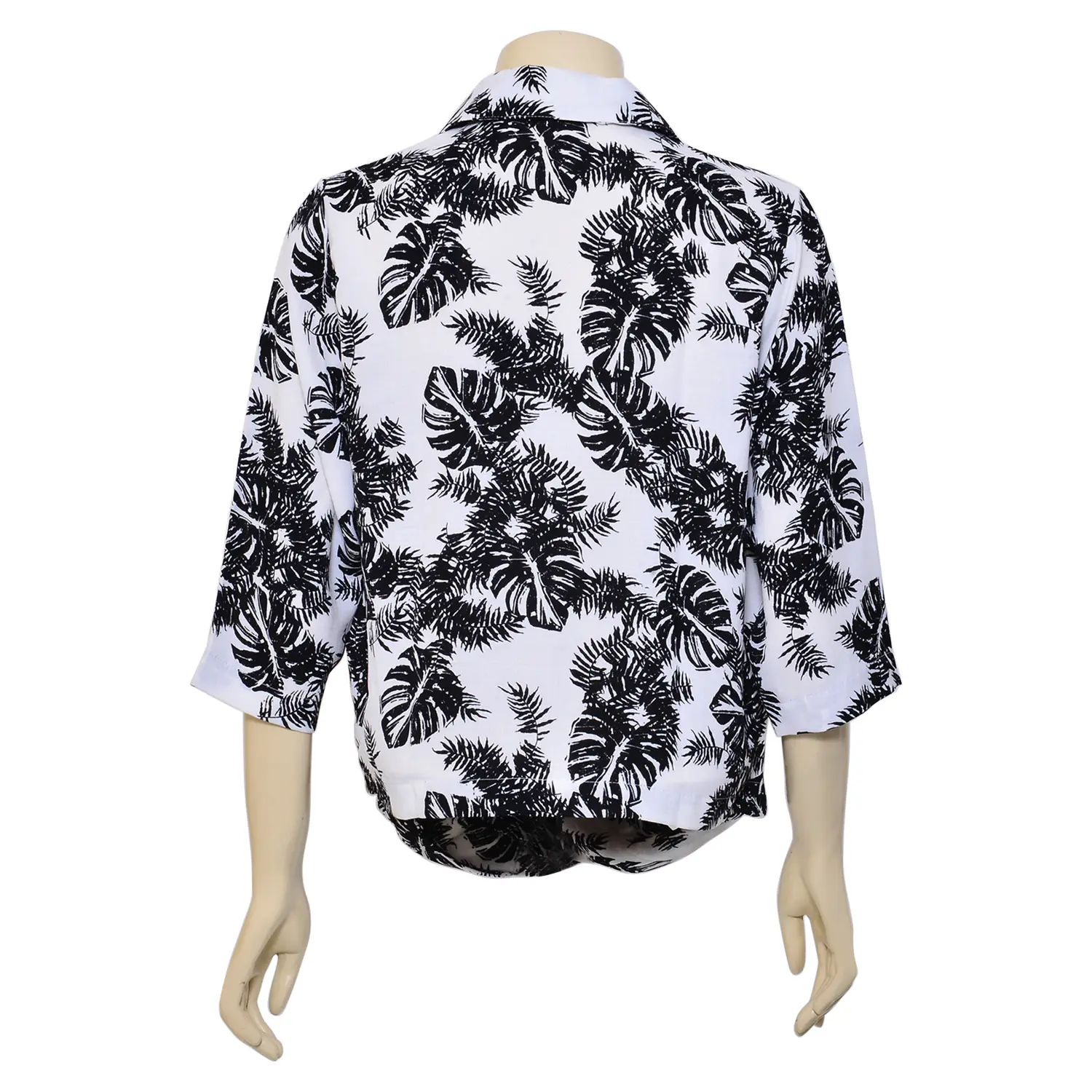 เสื้อเชิ้ตปกซาฟารี แขนสามส่วน Petal Twists - Image 3