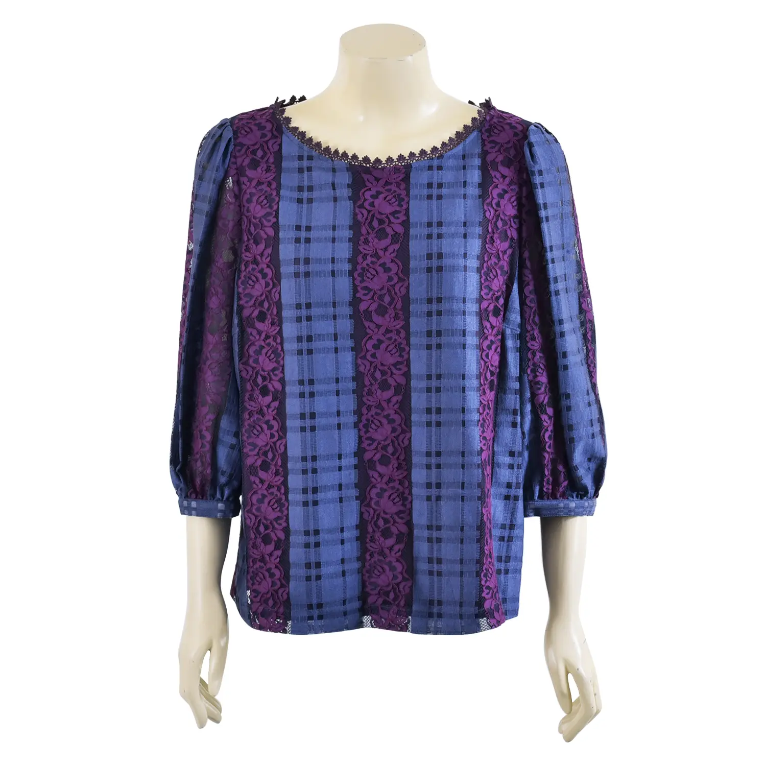 เสื้อผ้าลูกไม้ทอลายพิเศษ คอปาด แขนตุ๊กตายาว 4 ส่วน