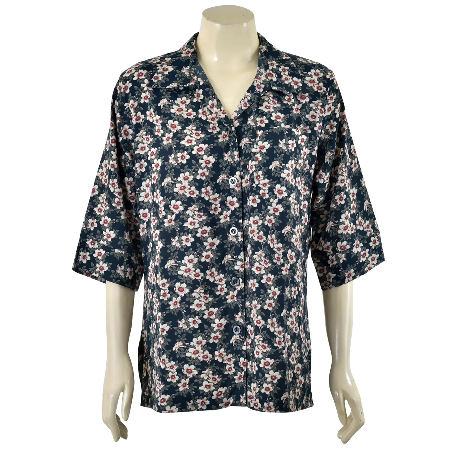 เซตเสื้อเชิ้ตสตรี แขน 4 ส่วน ผ้าพิมพ์ลายดอกไม้โทนเขียว และเสื้อเชิ้ตสตรี แขน 4 ส่วน ผ้าพิมพ์ลายดอกไม้สีสดใส