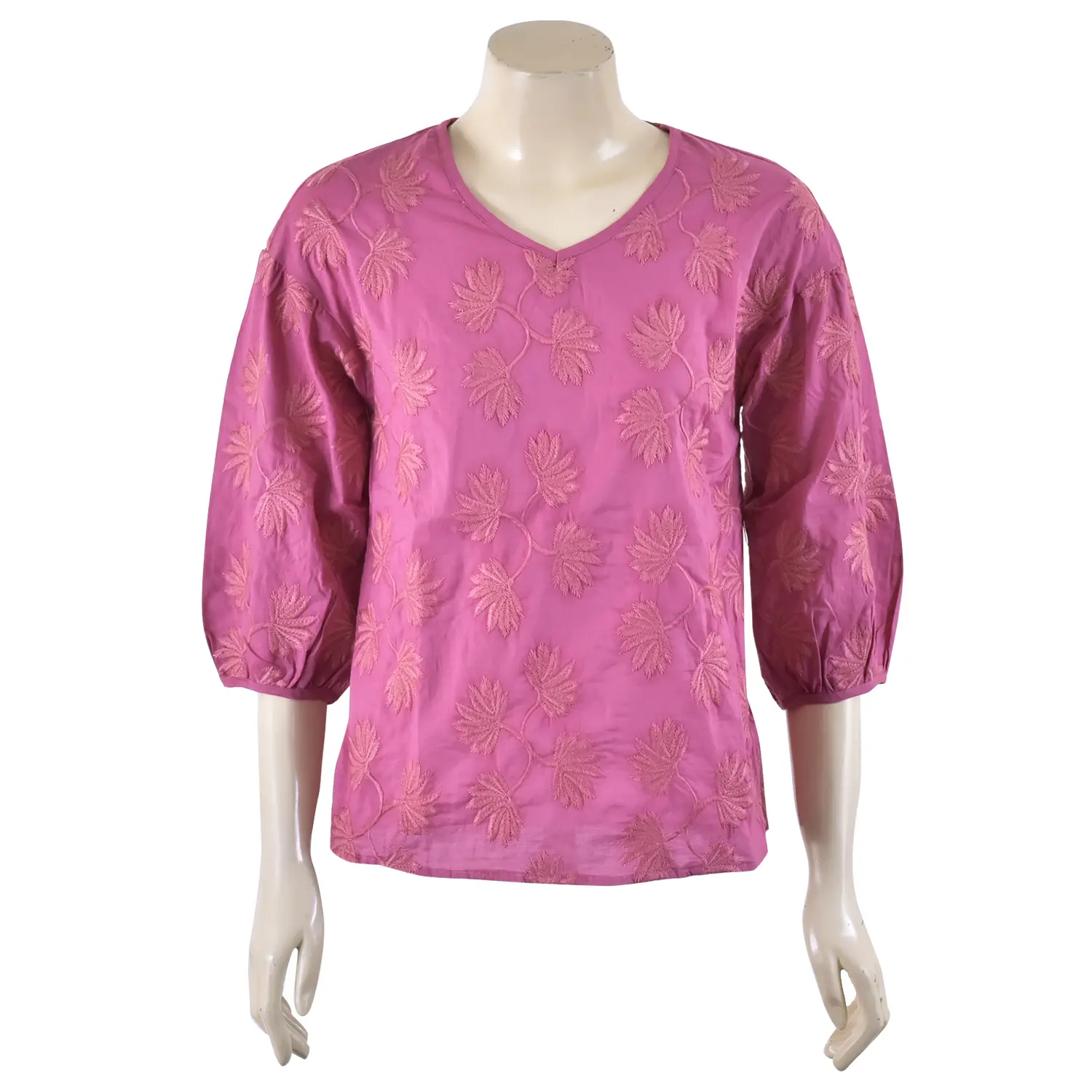 เสื้อสตรีคอวี แขน ทรงบอลลูน 4 ส่วน ปักลายใบไม้ - Image 2