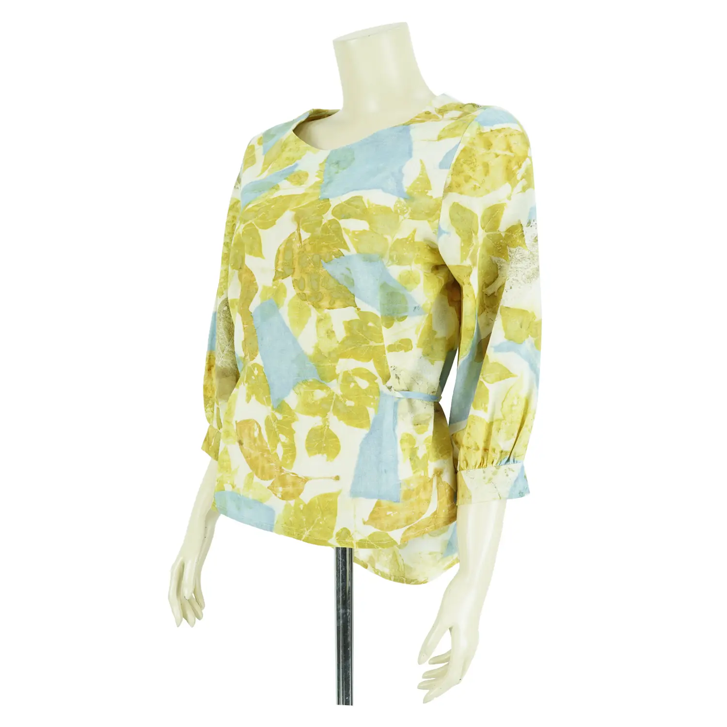 เสื้อสตรีคอกลม แขนบอลลูนยาว 4 ส่วน ผ้าพิมพ์ลายจากใบไม้ - Image 4