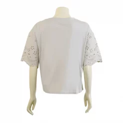 เสื้อคอวีทรงไหล่ตกแขนสั้น ตกแต่งลายปักรูปดอกไม้ - Image 3