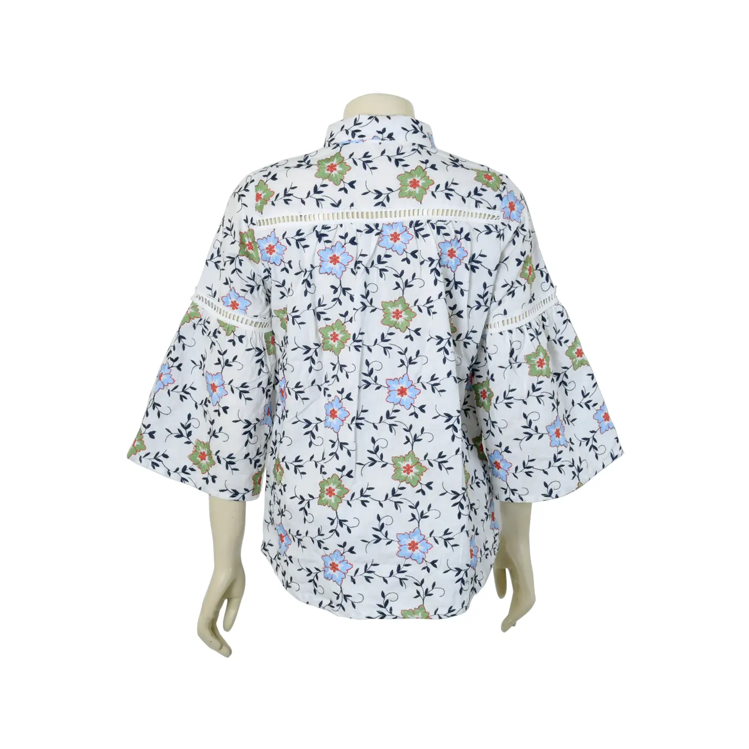 เสื้อเชิ้ตแขนกระดิ่ง ผ้าคอตตอนปักลายดอกไม้ - Image 2
