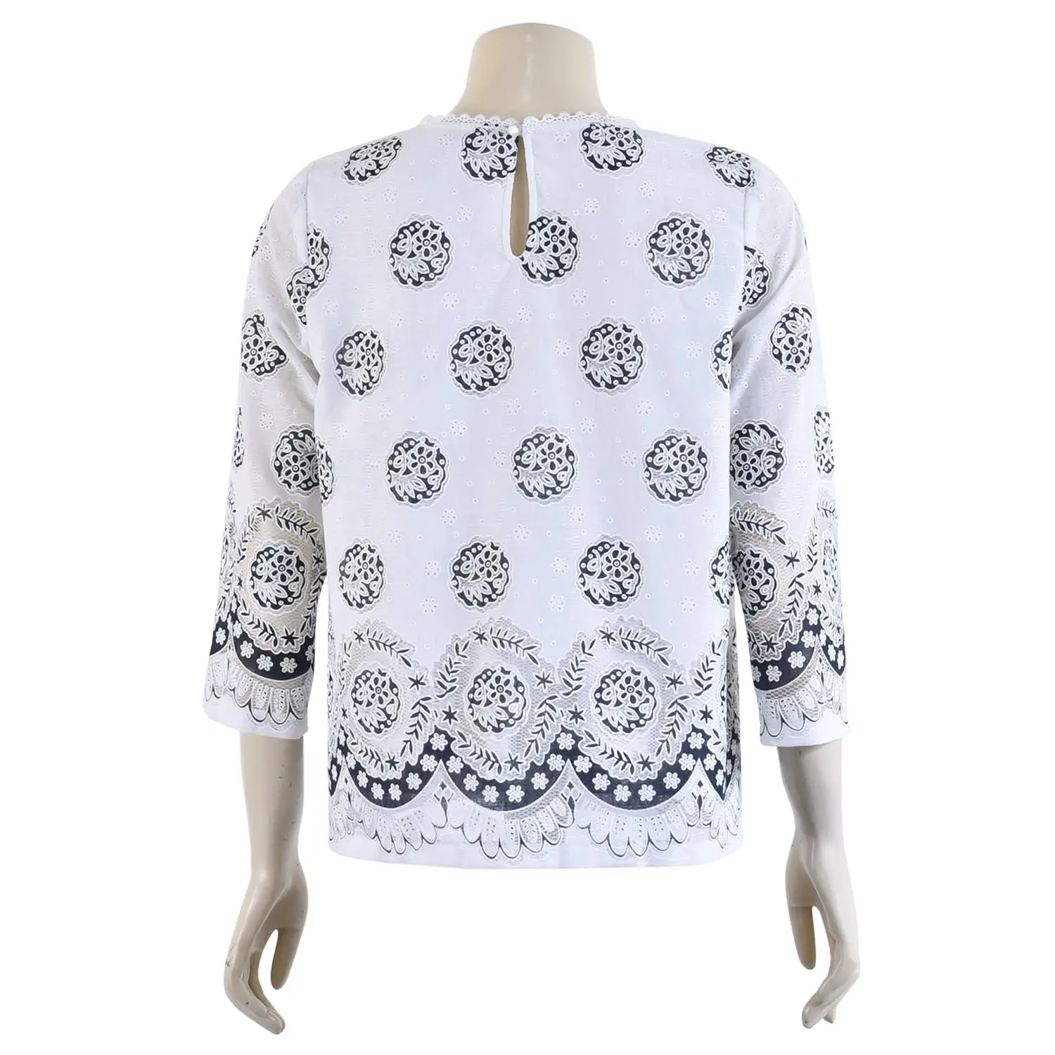เสื้อสตรีคอปาด แขนยาว 4 ส่วน ผ้าลูกไม้ทอพื้นทึบ - Image 3