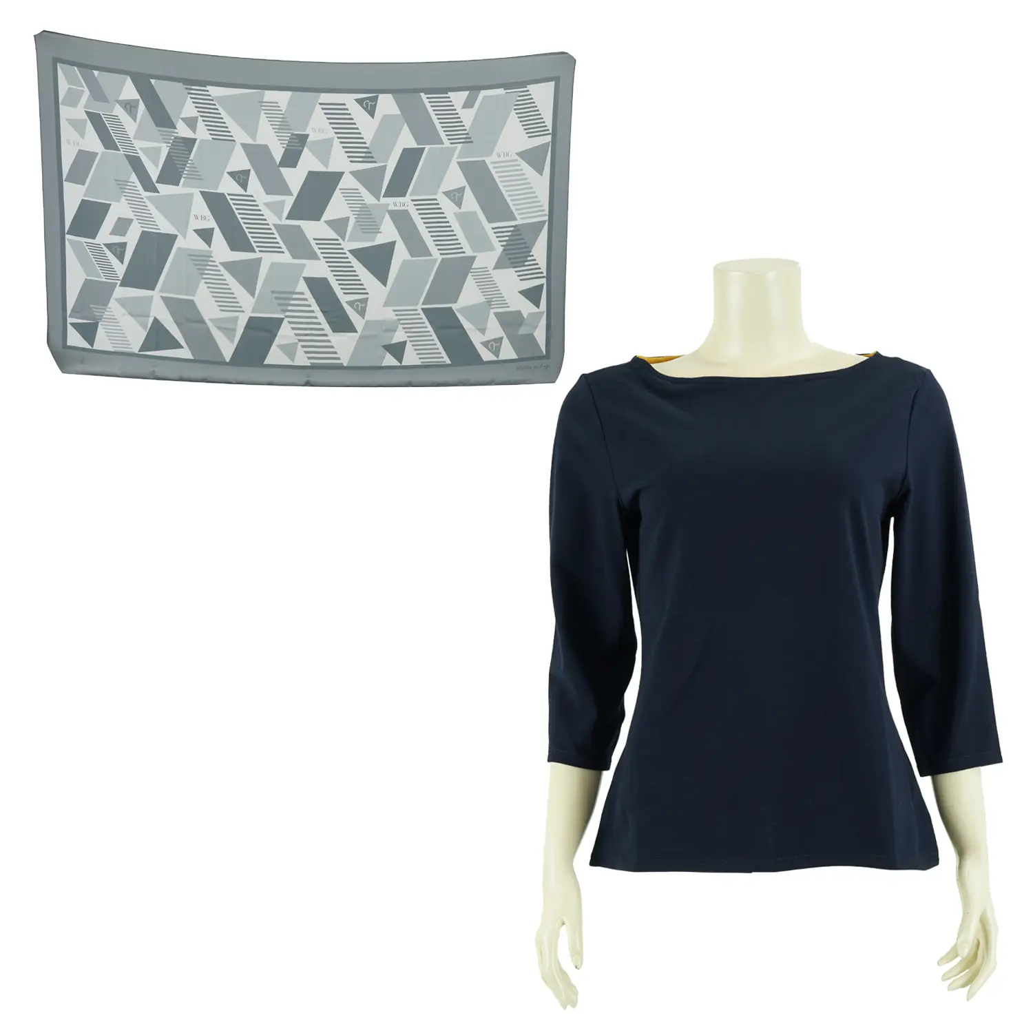 เซตเสื้อสตรีคอปาด ผ้าสีพื้น แขนยาว 5 ส่วน และ ผ้าคลุมไหล่สีเทา