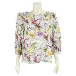 เสื้อสตรีคอปาด แขนบอลลูน ยาว 4 ส่วน ผ้าลินินพิมพ์ลาย ดอกไม้ แต่งระบายที่หัวไหล่