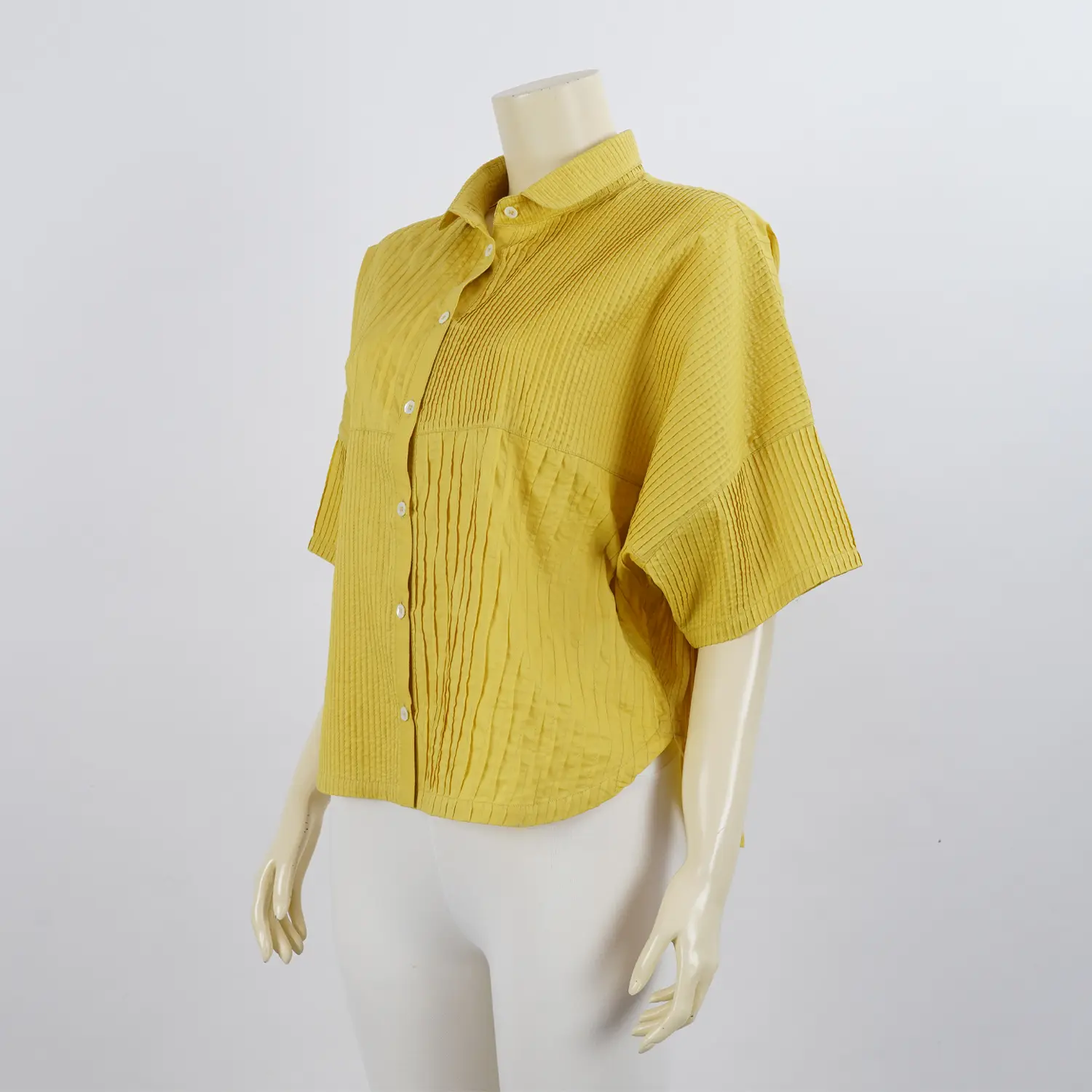 เสื้อสตรีคอปก แขนปีกค้างคาว ผ้าตีเกล็ดลายทาง - Image 2