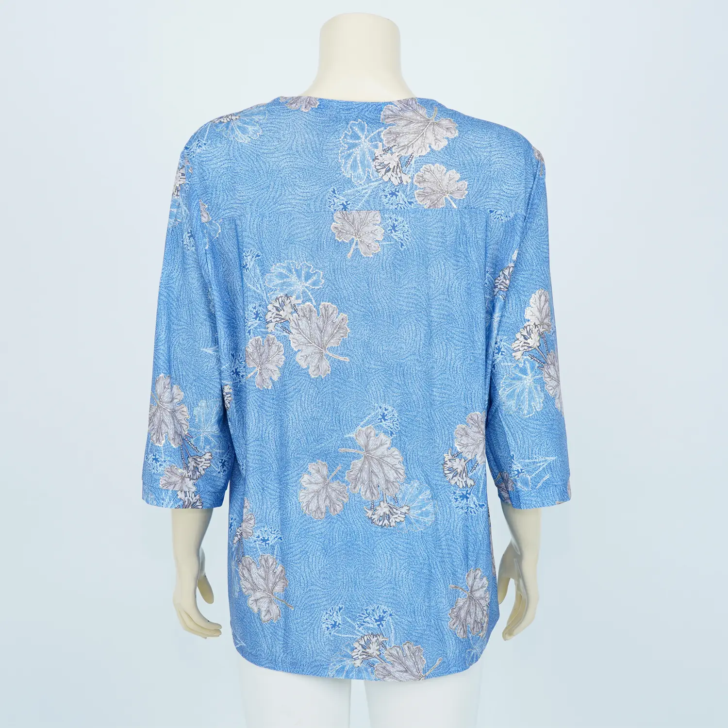 เสื้อคอกลม แขน 4 ส่วน ลายดอกแคสเปีย แต่งขอบทอง - Image 5