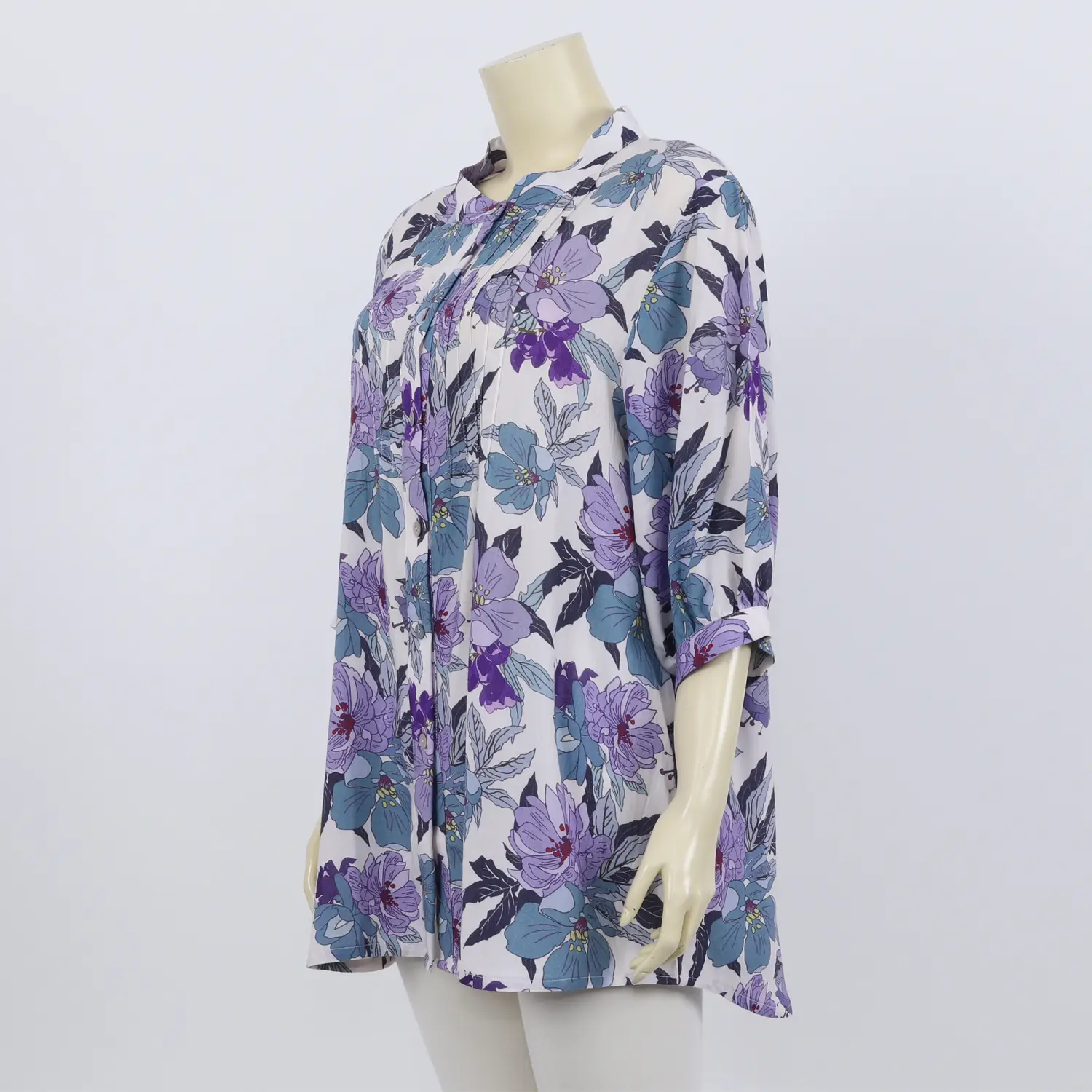 เสื้อคอจีน ดีไซน์ผ่าหน้า แขนยาว 4 ส่วน ผ้าลายดอกไม้ - Image 2