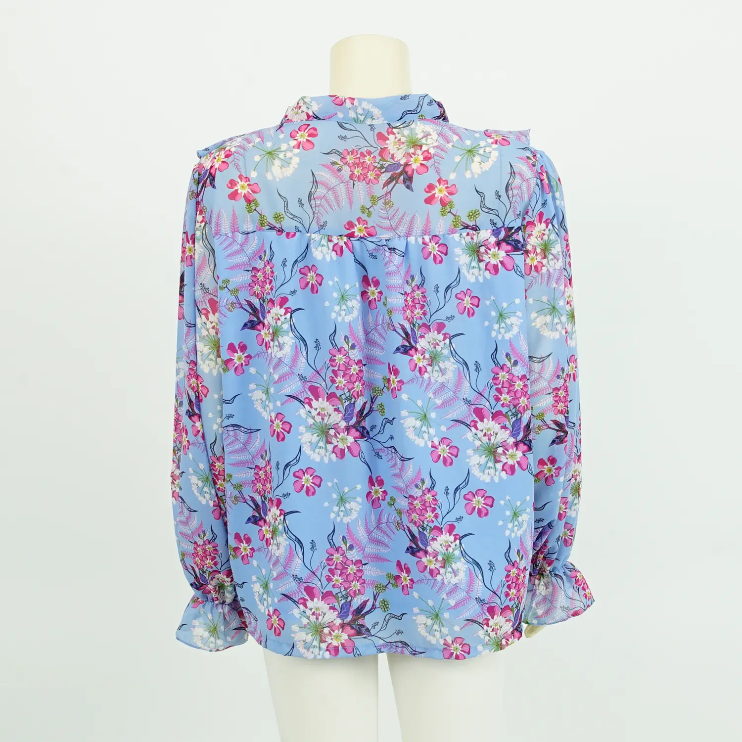เซตเสื้อคอวี ขอบคอตั้ง ทิ้งชายผูกโบว์ เสริมระบาย ผ้าชีฟองลายดอกไม้ (3 ตัว) - Image 6