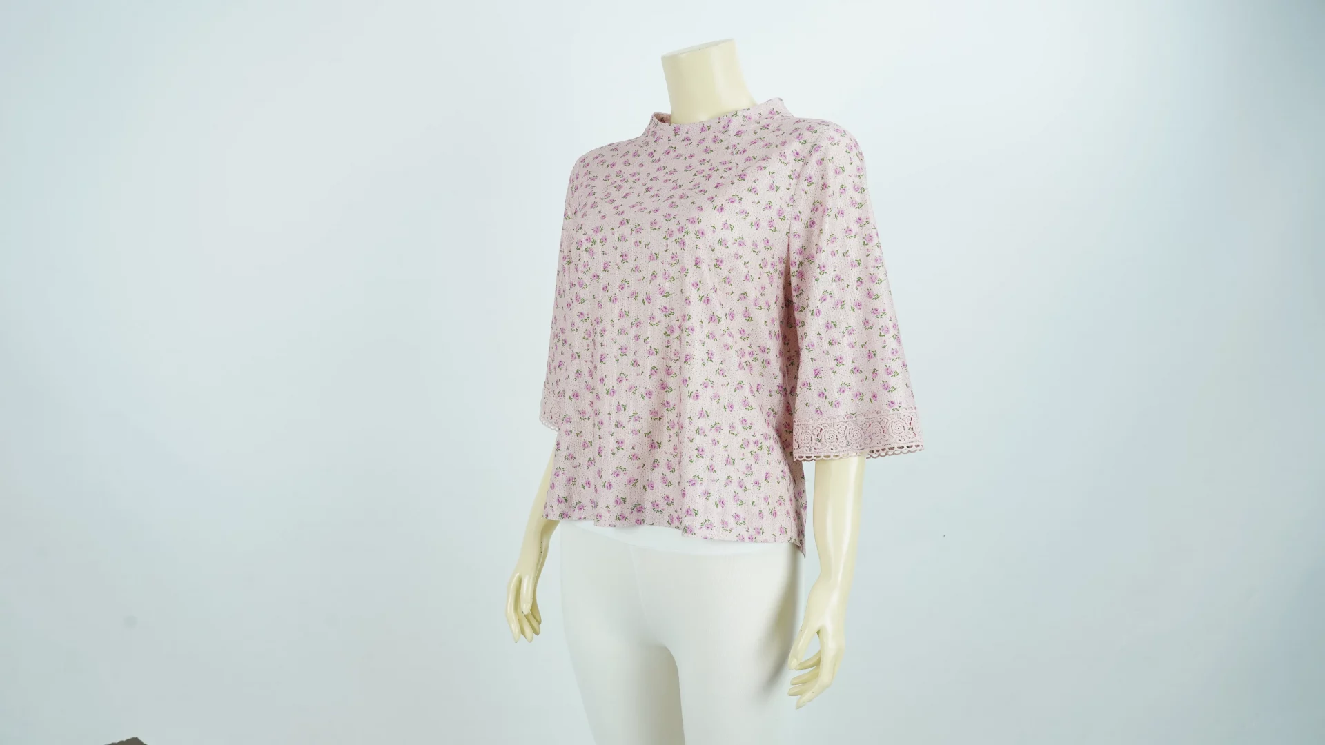 เสื้อคอตั้ง แขนกระบอก ลายดอกไม้ แทรกด้ายเมแทลลิกส์ - Image 4