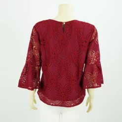 เสื้อคอปาด ผ้าลูกไม้ลายตาราง และดอกไม้ ปลายแขนทรงกระดิ่ง - Image 5