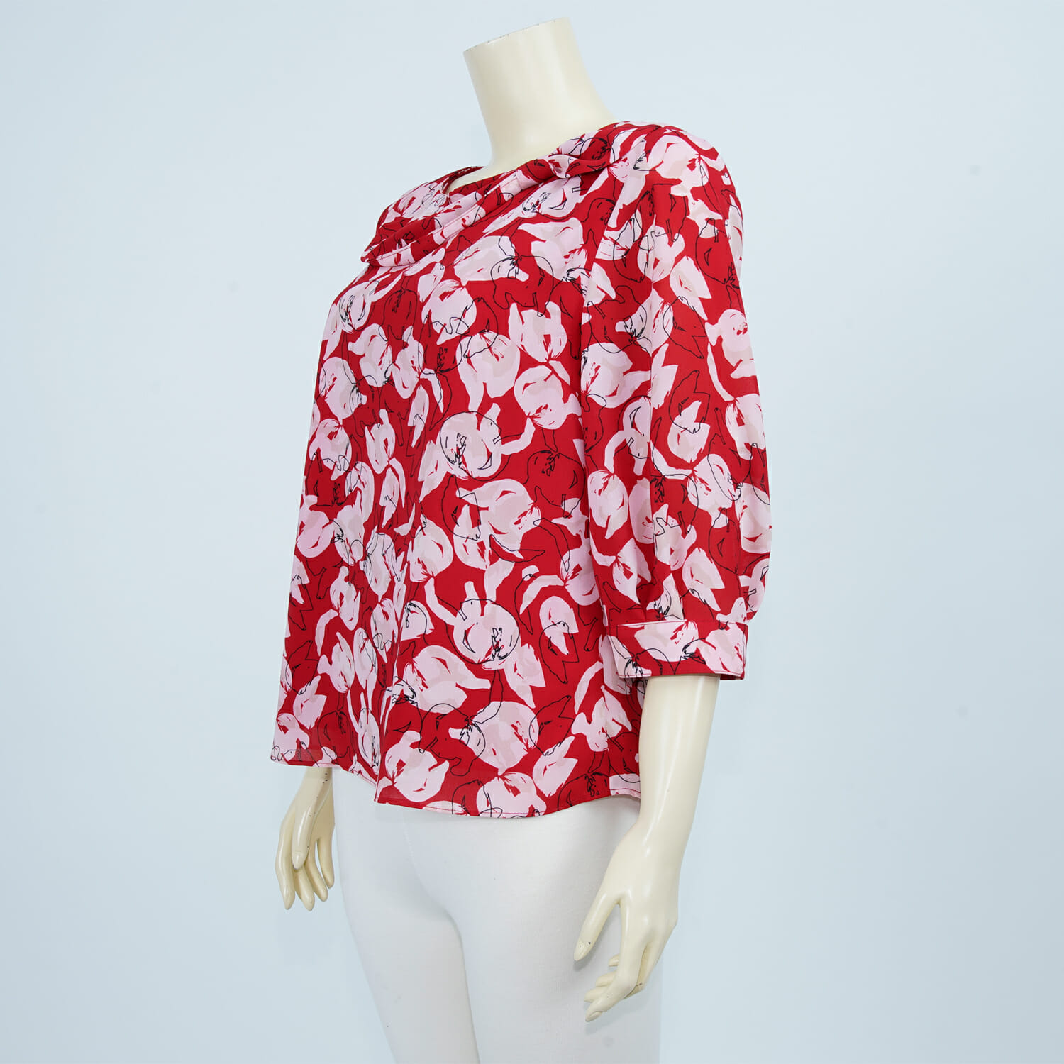 เสื้อคอปาด แขนกระบอก ยาว 4 ส่วน ผ้าลายกราฟิก - Image 2