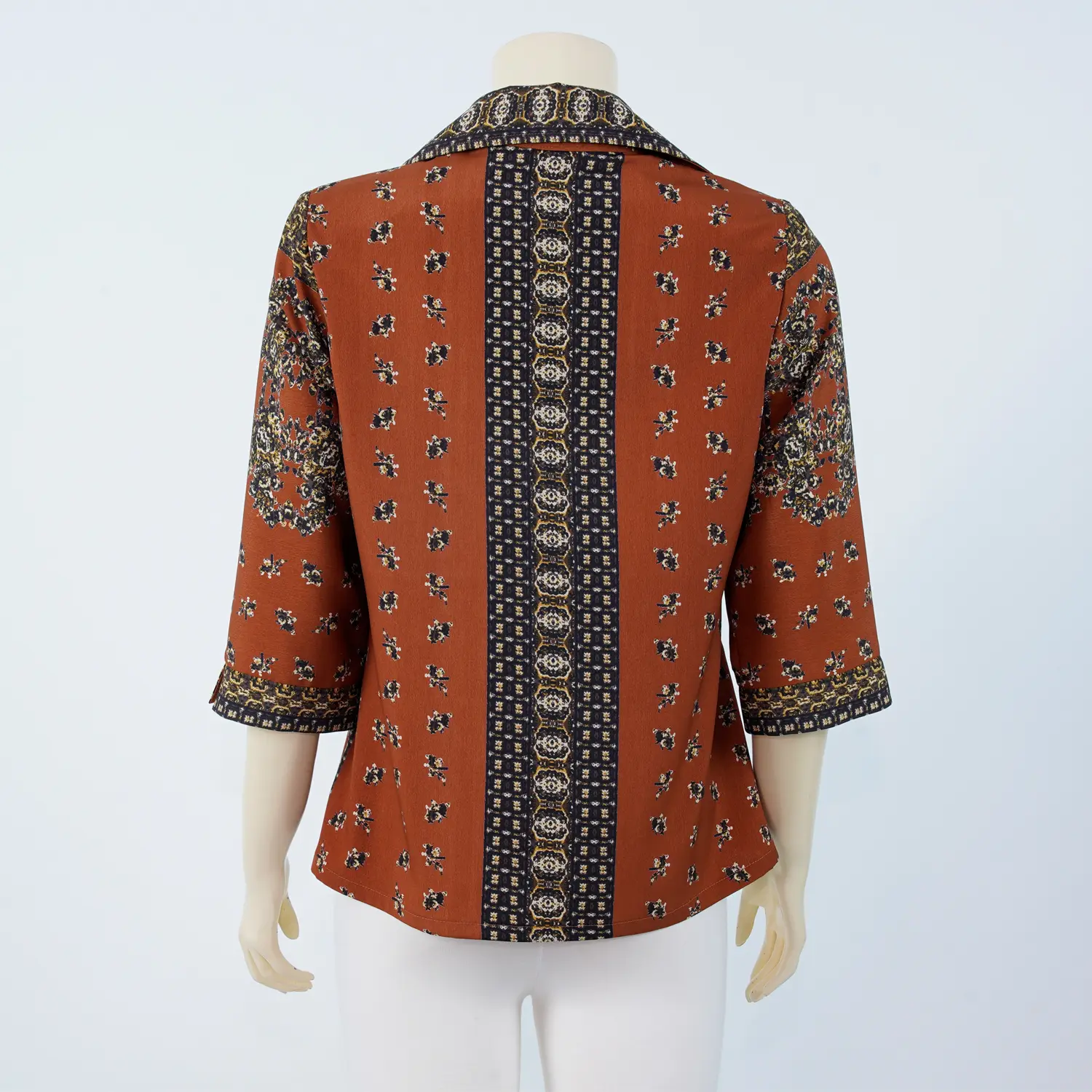 เสื้อคอปกเชิ้ต แขนกระบอก ผ้าพีชสกินพิมพ์ลาย - Image 3