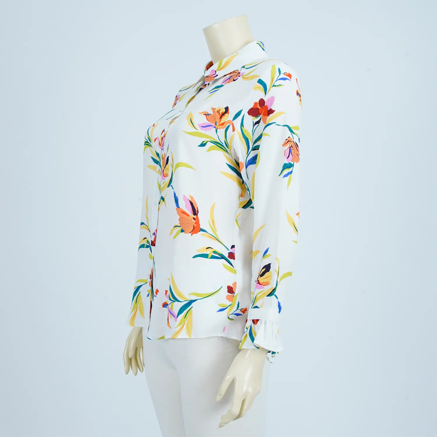 เสื้อคอปก แขนกระบอก ปลายแขนระบาย ผ้าชีฟองลายดอกไม้ - Image 3
