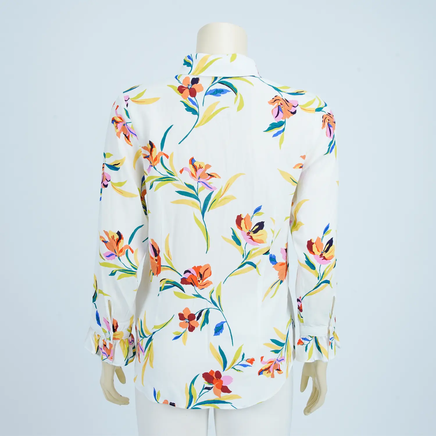 เสื้อคอปก แขนกระบอก ปลายแขนระบาย ผ้าชีฟองลายดอกไม้ - Image 2