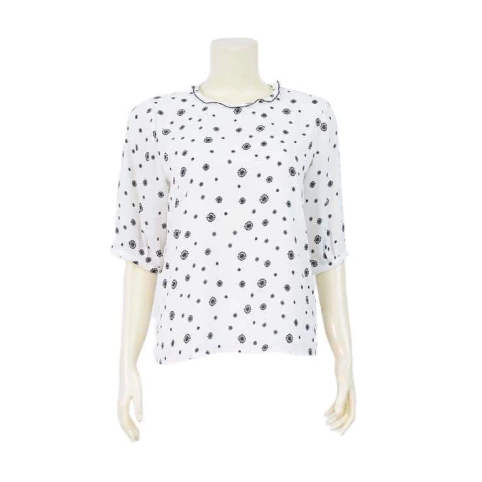 เสื้อคอกลมแต่งระบาย ผ้าชีฟองลายดอกไม้ สไตล์ลายจุด
