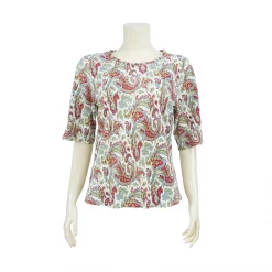 เสื้อคอกลม แขน 3 ส่วน ผ้าแฟนซีพลีท ลายกราฟิกสไตล์วินเทจ