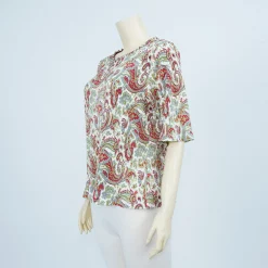 เสื้อคอกลม แขน 3 ส่วน ผ้าแฟนซีพลีท ลายกราฟิกสไตล์วินเทจ - Image 3
