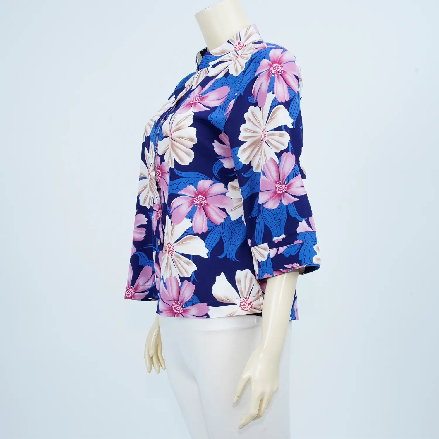 เสื้อคอตั้ง แขนกระบอก ยาว 3 ส่วน ผ้าลายดอกไม้ - Image 3