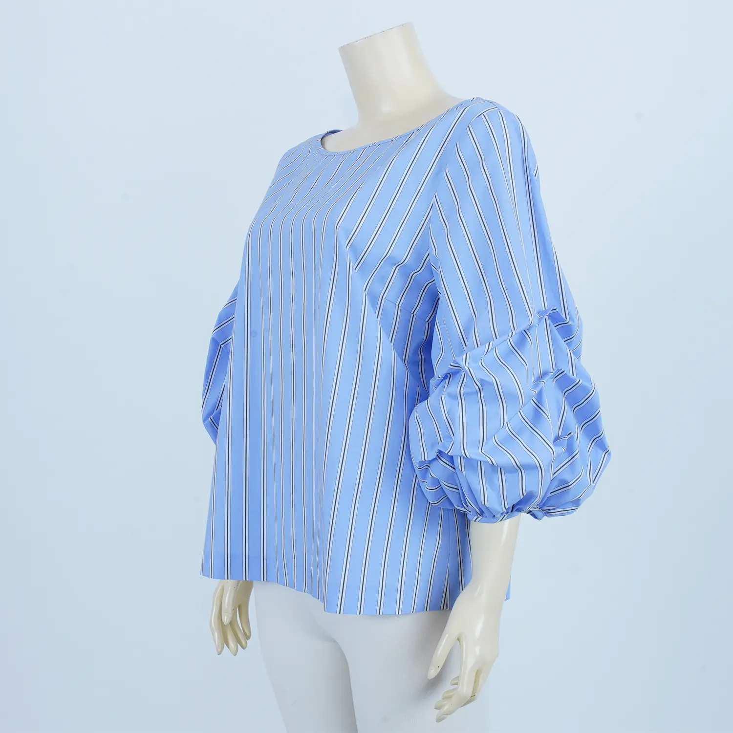 เสื้อคอปาด แขนจับจีบพอง ผ้าคอตตอน ทอลายทาง - Image 2