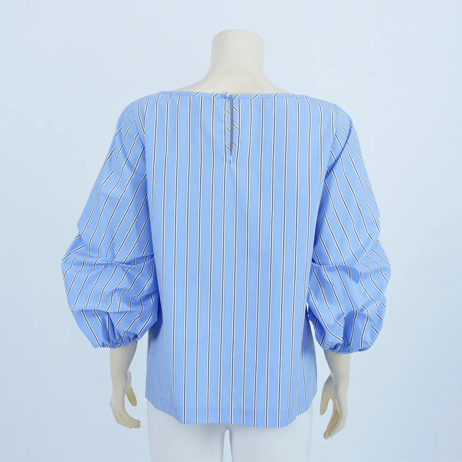 เสื้อคอปาด แขนจับจีบพอง ผ้าคอตตอน ทอลายทาง - Image 3
