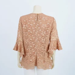 เสื้อคอกลม แขนกระบอก ปลายแขนระบาย ผ้าลูกไม้แฟนซี - Image 4