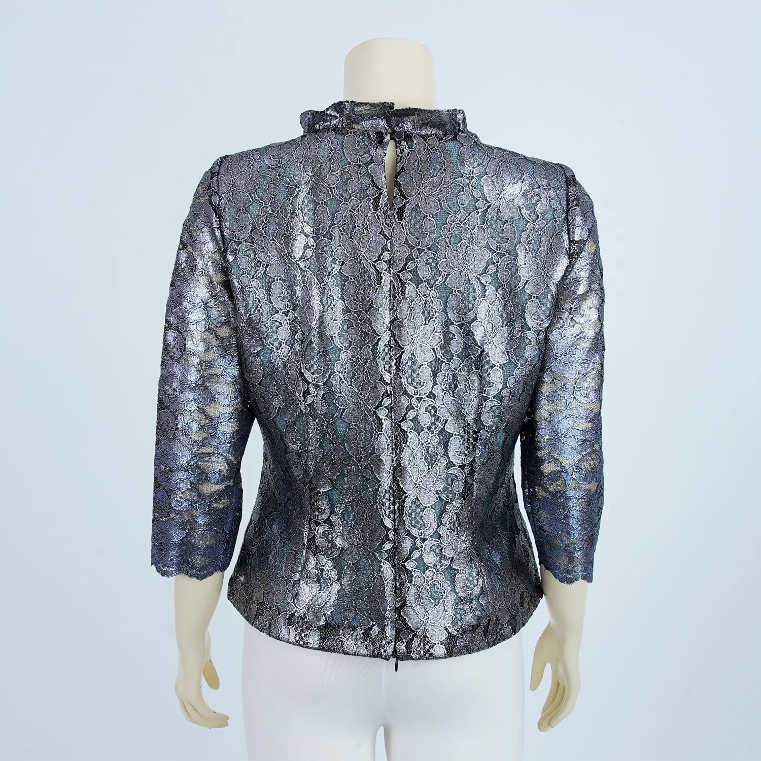 เสื้อคอกลม เสริมขอบคอตั้งระบาย แขนกระบอก ผ้าลูกไม้แฟนซี - Image 2