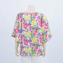 เสื้อคอปาด แขนบาน ยาว 3 ส่วน ผ้าซาติน ลายดอกไม้หลากสี - Image 2