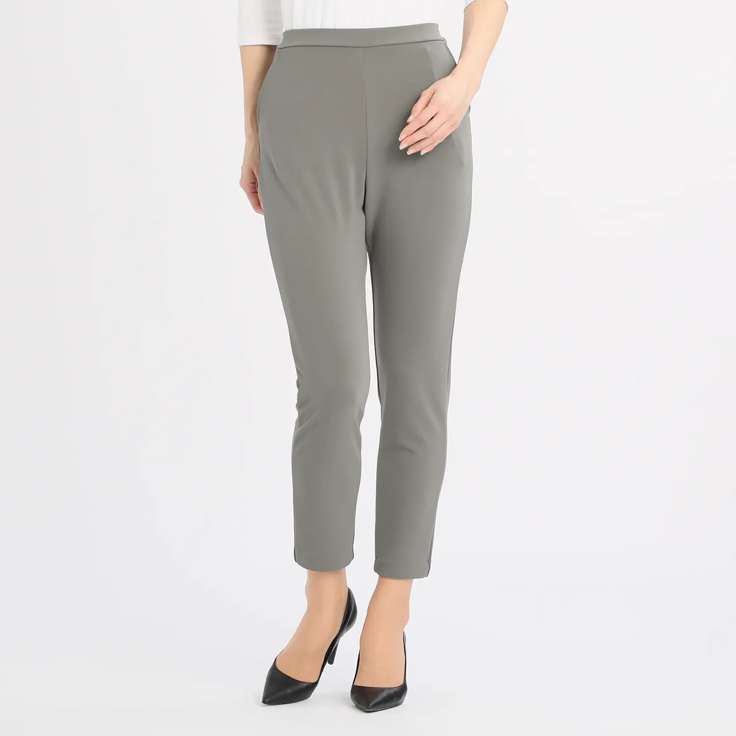 กางเกงขาแปดส่วน ทรง Tapered - Image 7
