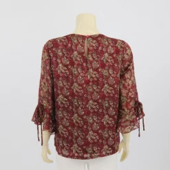 เสื้อคอปาด แขนกระบอก ปลายแขนระบาย ผ้าลายดอกไม้ - Image 2