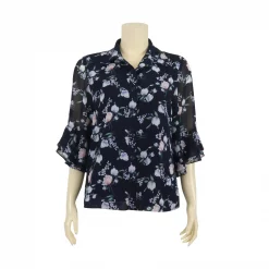 เสื้อคอปก แขนกระบอก ปลายแขนระบาย 2 ชั้น ผ้าลายดอกไม้ และใบไม้