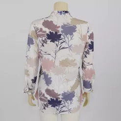 เสื้อเชิ้ตคอกลม เสริมระบาย แขนกระบอก ผ้าชีฟองลายดอกไม้ - Image 2