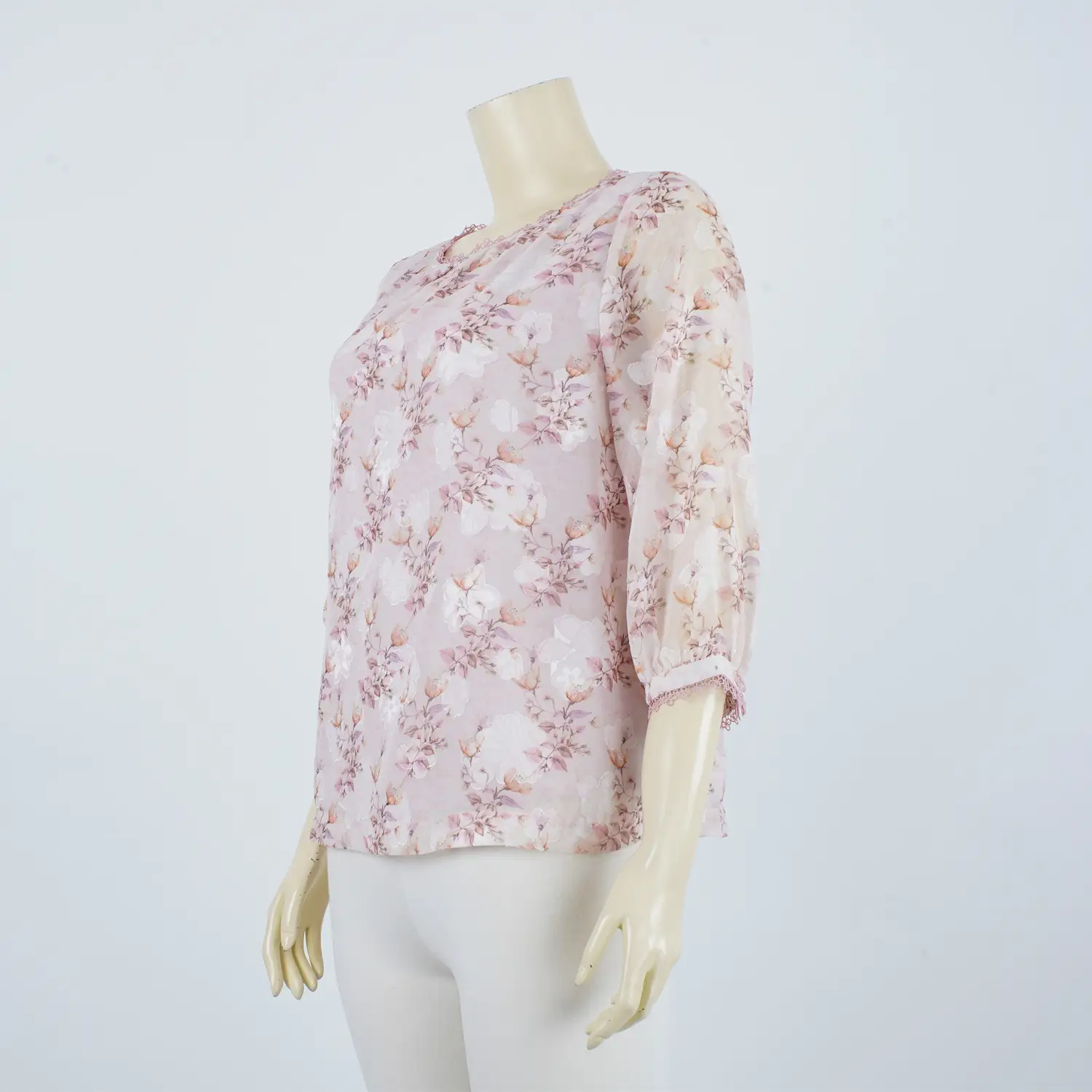 เสื้อคอกลม แขนพอง 4 ส่วน ผ้าลายดอกไม้ - Image 3