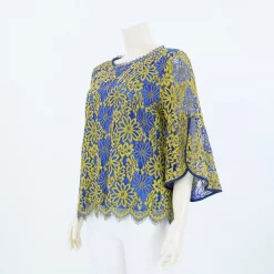 เสื้อคอกลม ปลายแขนบาน ทรงกระดิ่ง 4 ส่วน ผ้าลูกไม้ลายดอกไม้ - Image 3