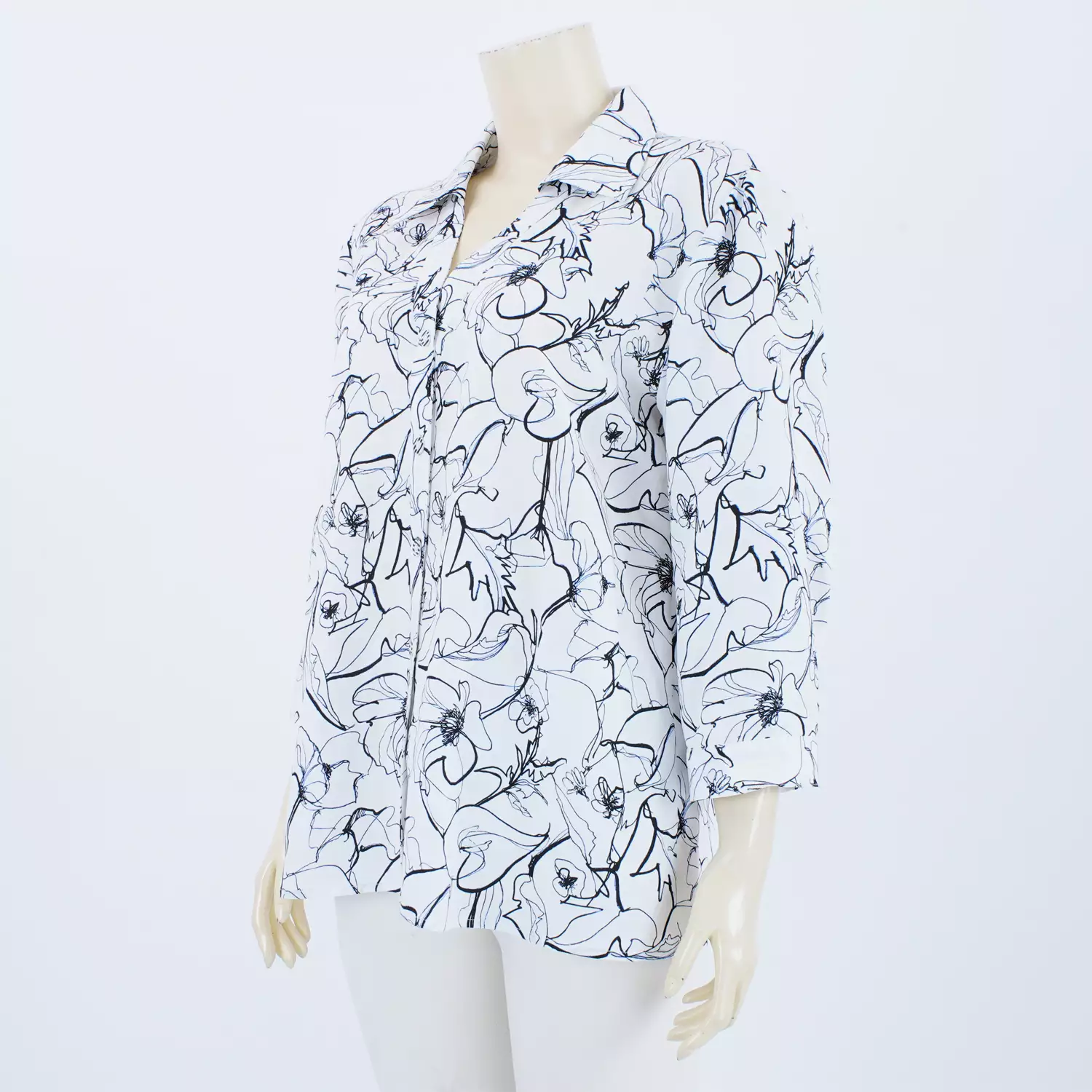 เสื้อเชิ้ตคอปีกนก แขน 4 ส่วน ลายดอกไม้ - Image 3