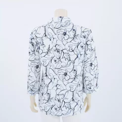 เสื้อเชิ้ตคอปีกนก แขน 4 ส่วน ลายดอกไม้ - Image 2