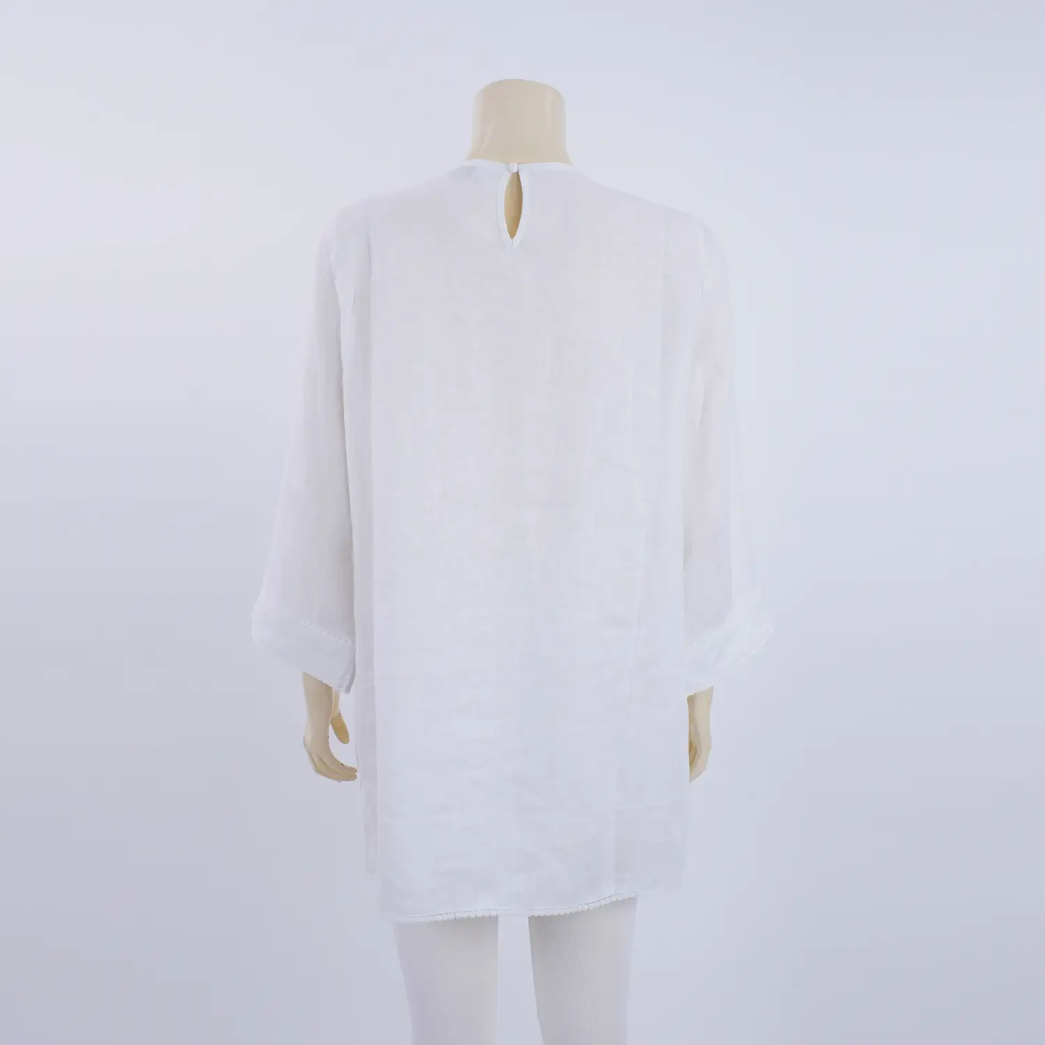 เสื้อทูนิค แขน 5 ส่วน แต่งผ้าลูกไม้ปักลายฉลุ - Image 3