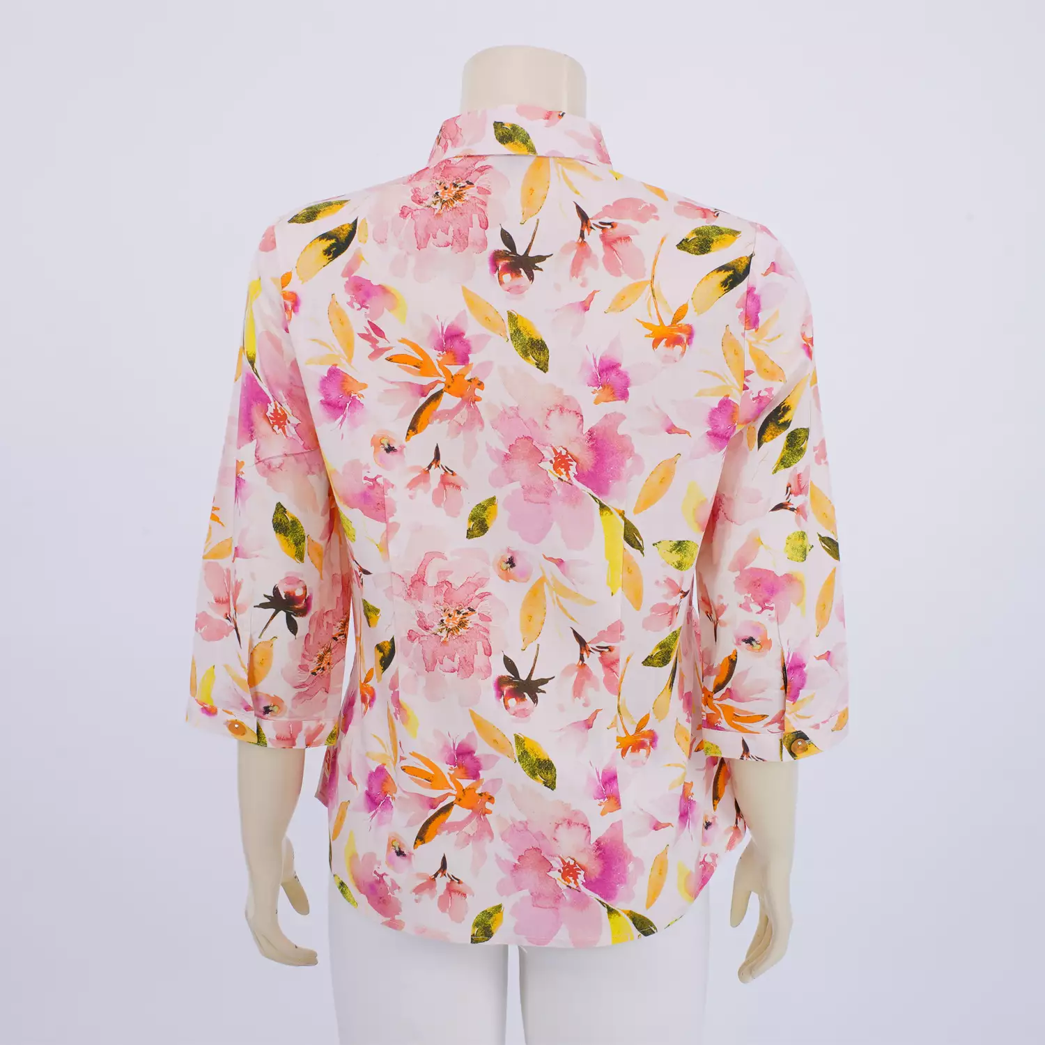 เสื้อเชิ้ตแขน 4 ส่วน ผ้าลายดอกไม้ สไตล์สีน้ำ - Image 3