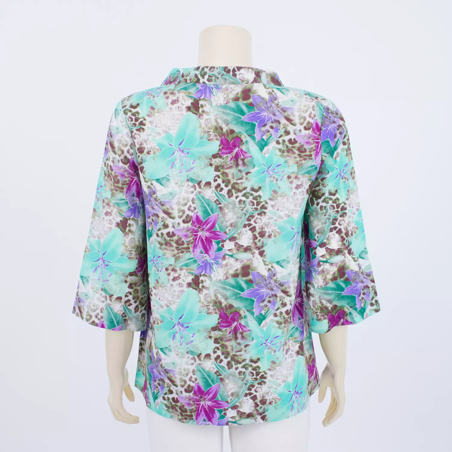 เสื้อคอกลม แขนยาว 4 ส่วน ผ้าลินินลายดอกไม้ สไตล์สีน้ำ - Image 3