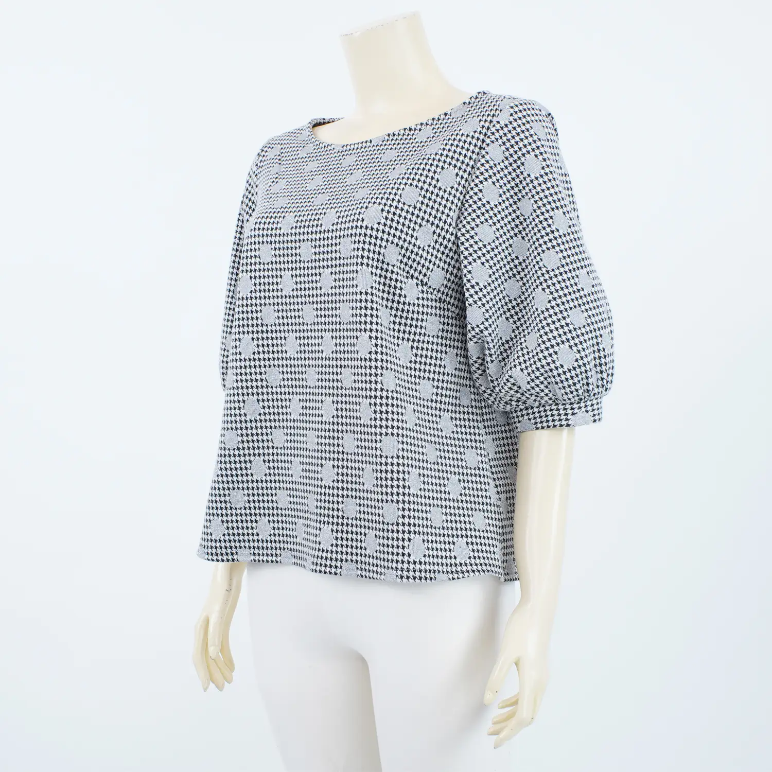 เสื้อคอกลม แขนกระบอก 3 ส่วน ผ้าทอลายชิโนริ - Image 2