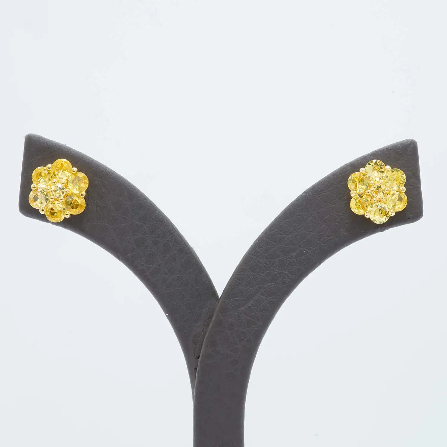 ต่างหูเงิน925 ชุบทอง18K ประดับบุษราคัม ซองเจีย ดีไซน์ Gold&Good Luck - Image 2