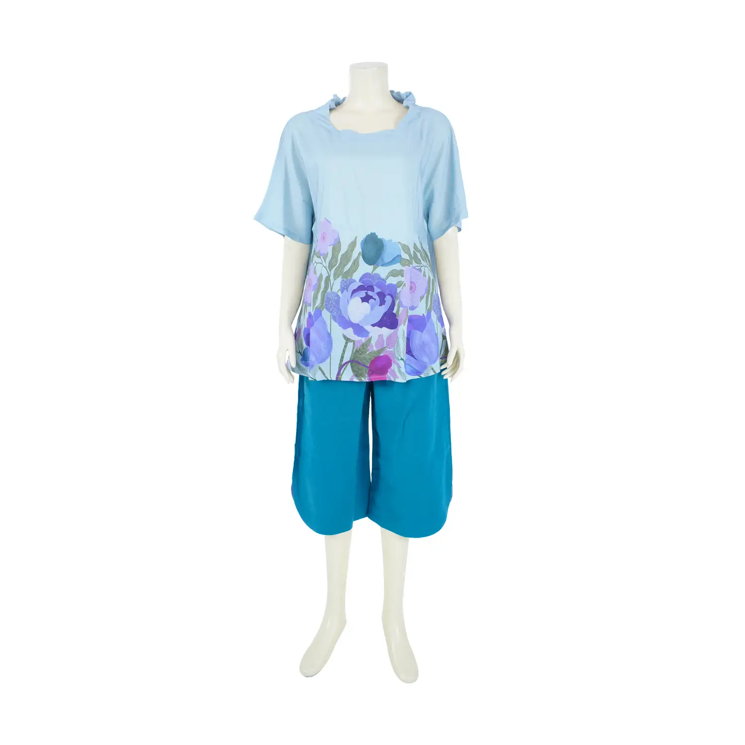 เซตเสื้อคอกลม แต่งคอรูดระบายแขนสั้น ลายดอกไม้และกางเกงสีพื้น ทรงคูลอต ยาว 5 ส่วน
