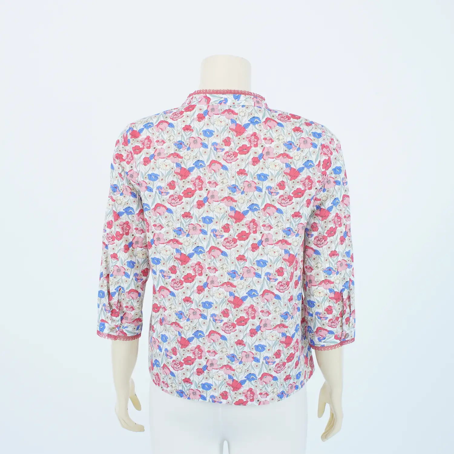 เสื้อคอตั้ง แขน 4 ส่วน ผ้าลายทุ่งดอกไม้ - Image 3