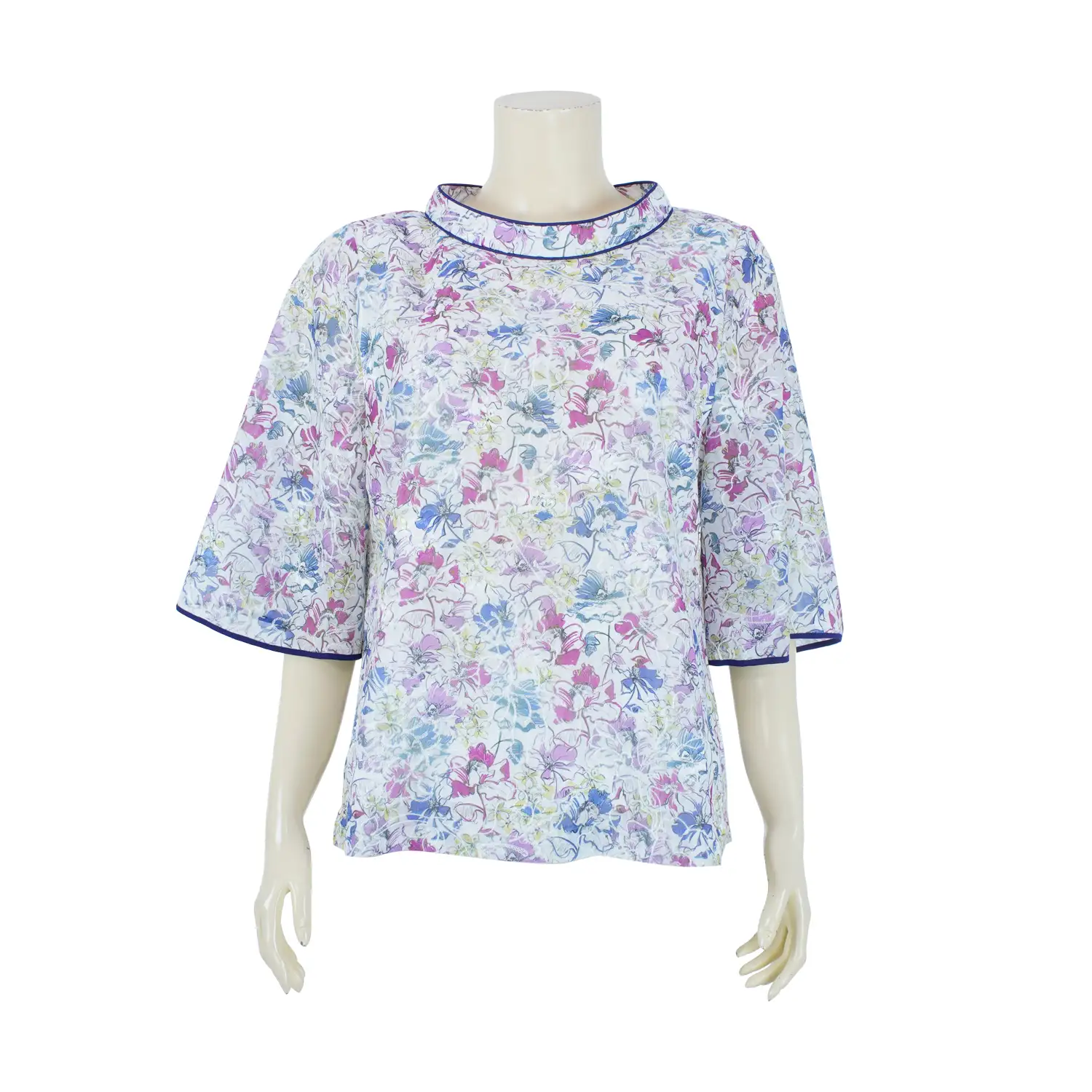 เสื้อสตรีคอตั้ง แขนยาว 4 ส่วน ผ้าชีฟองปักลาย