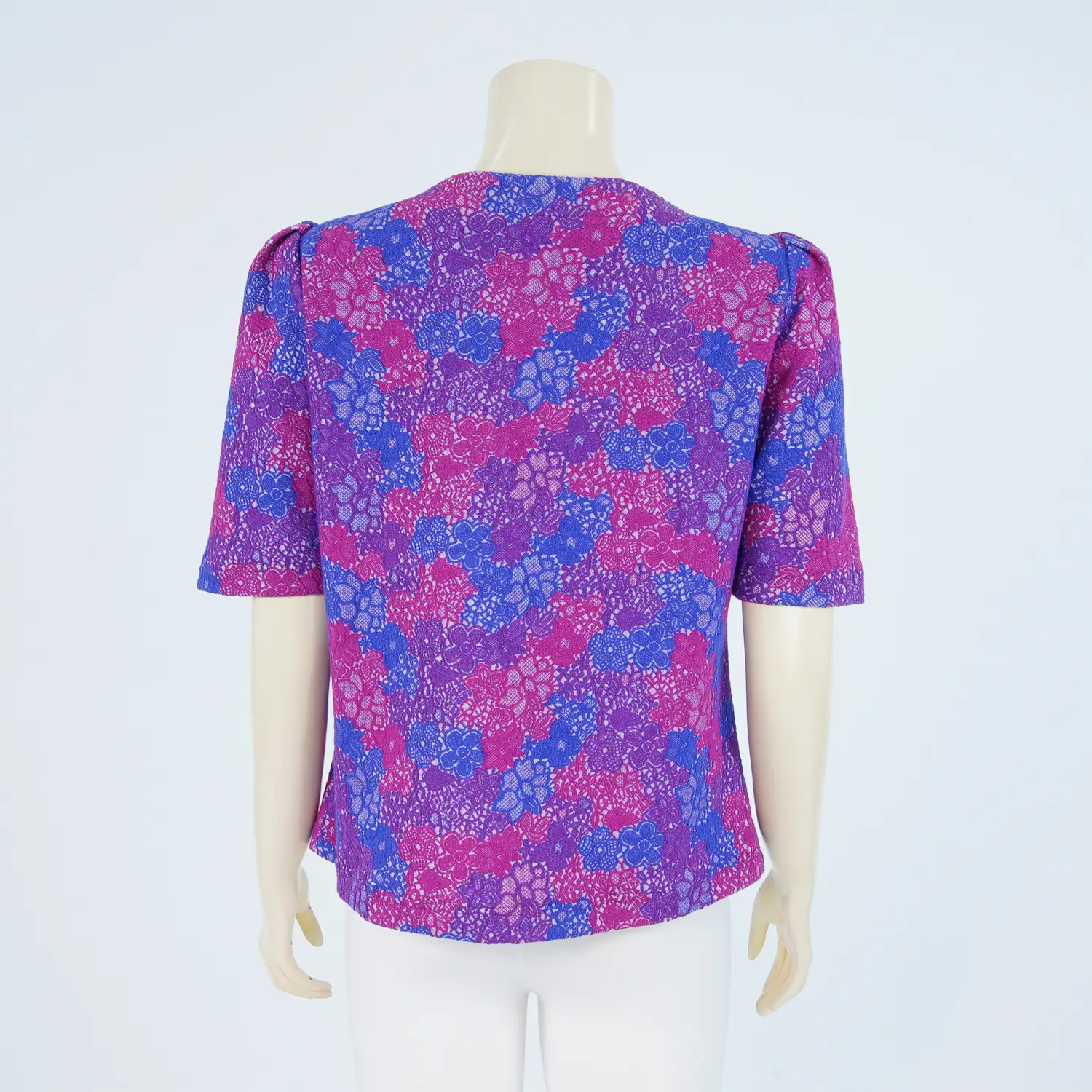 เสื้อคอวีรูปหัวใจ แขนสั้นทรงแขนตุ๊กตา ผ้าทอลายดอกไม้ - Image 3