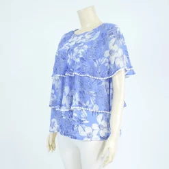 เสื้อคอปาด แขนกุดแต่งผ้าระบายคลุมไหล่ ผ้าลายดอกไม้ - Image 2