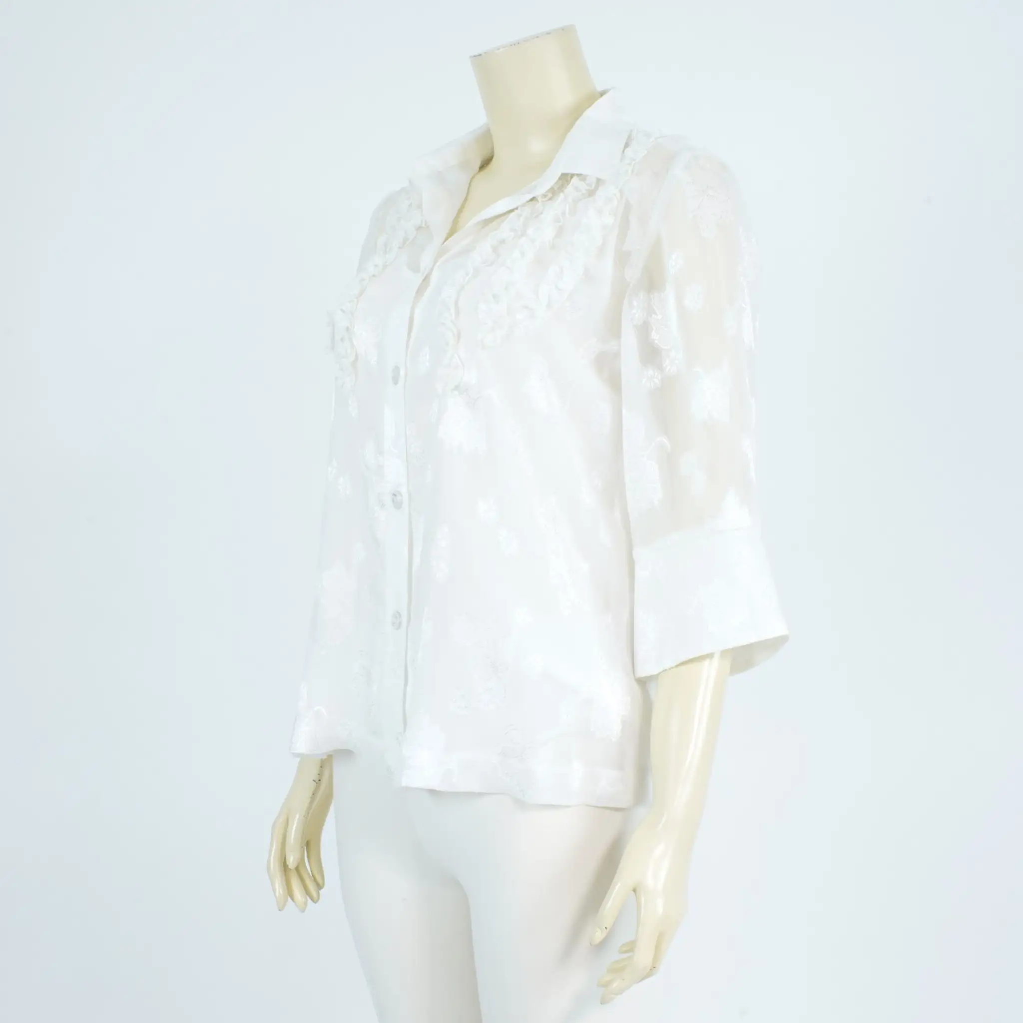 เสื้อเชิ้ต แขน 4 ส่วน ผ้าเบิร์นเอ้าท์ลายดอกไม้และใบไม้ - Image 2