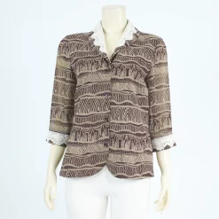 เสื้อเชิ้ตคอปกกล้วยแขน 4 ส่วน ผ้าลายคลื่นโค้งแนวขวาง