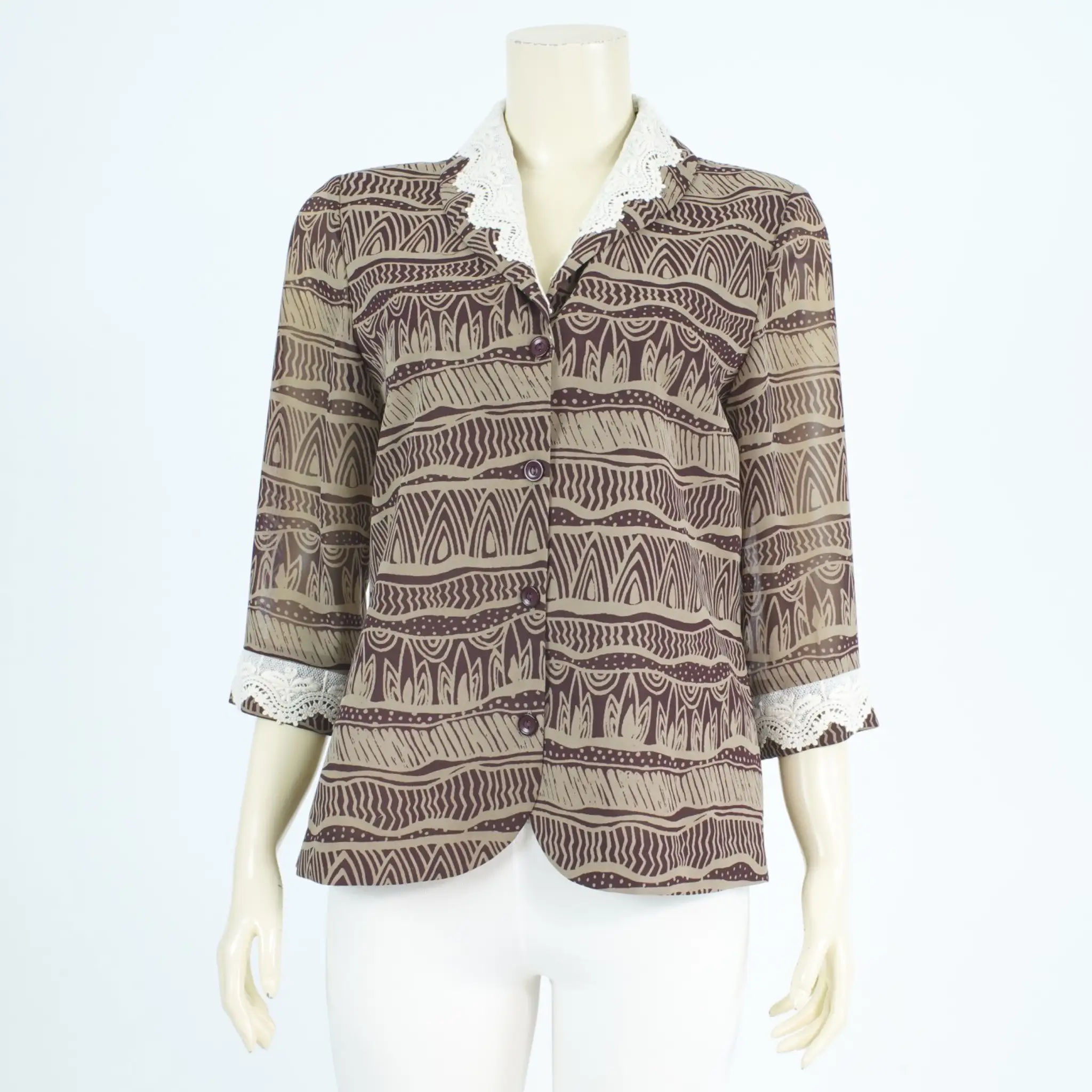 เสื้อเชิ้ตคอปกกล้วยแขน 4 ส่วน ผ้าลายคลื่นโค้งแนวขวาง